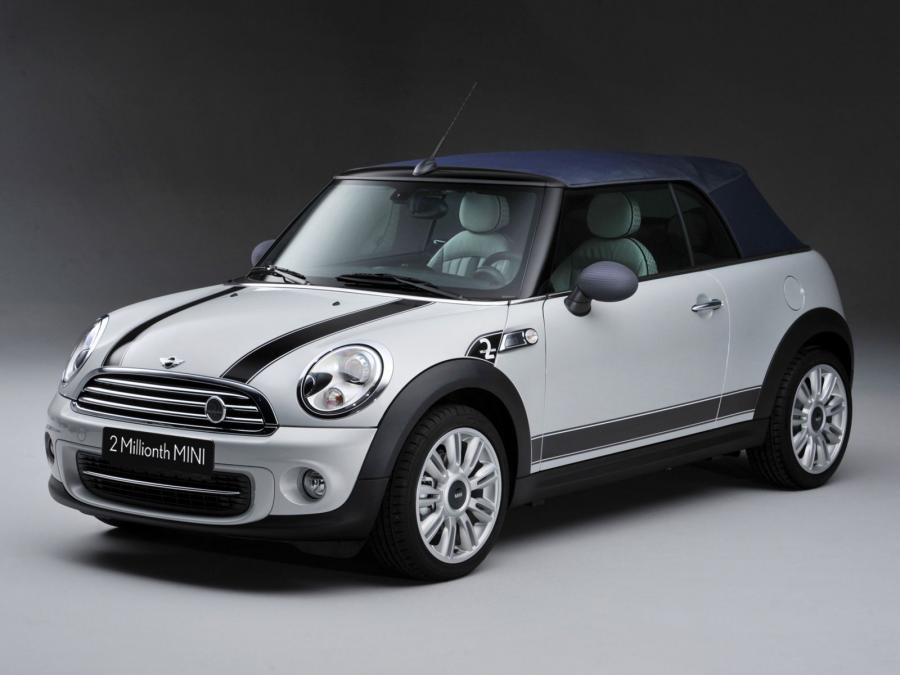  Mini Cooper Cabrio 2 Millions 2011 года  (фото 5 из 12)
